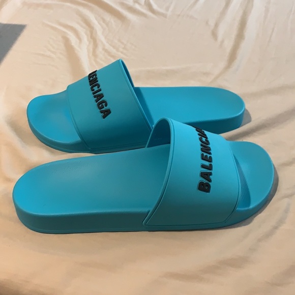 Balenciaga Slides - Picture 4 of 6